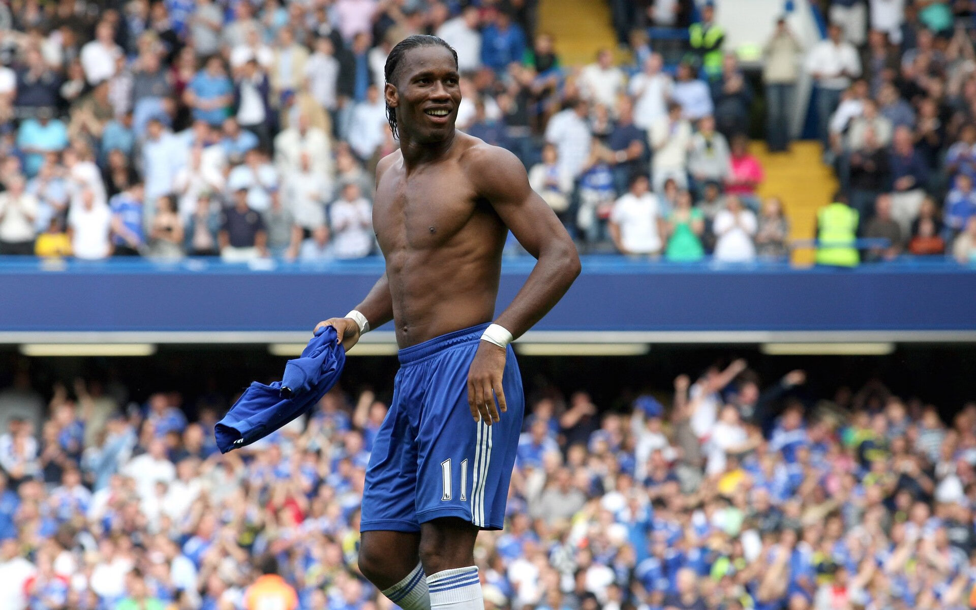 开云全站下载-亚洲球队锋线射手表现抢眼，亚洲前锋排名